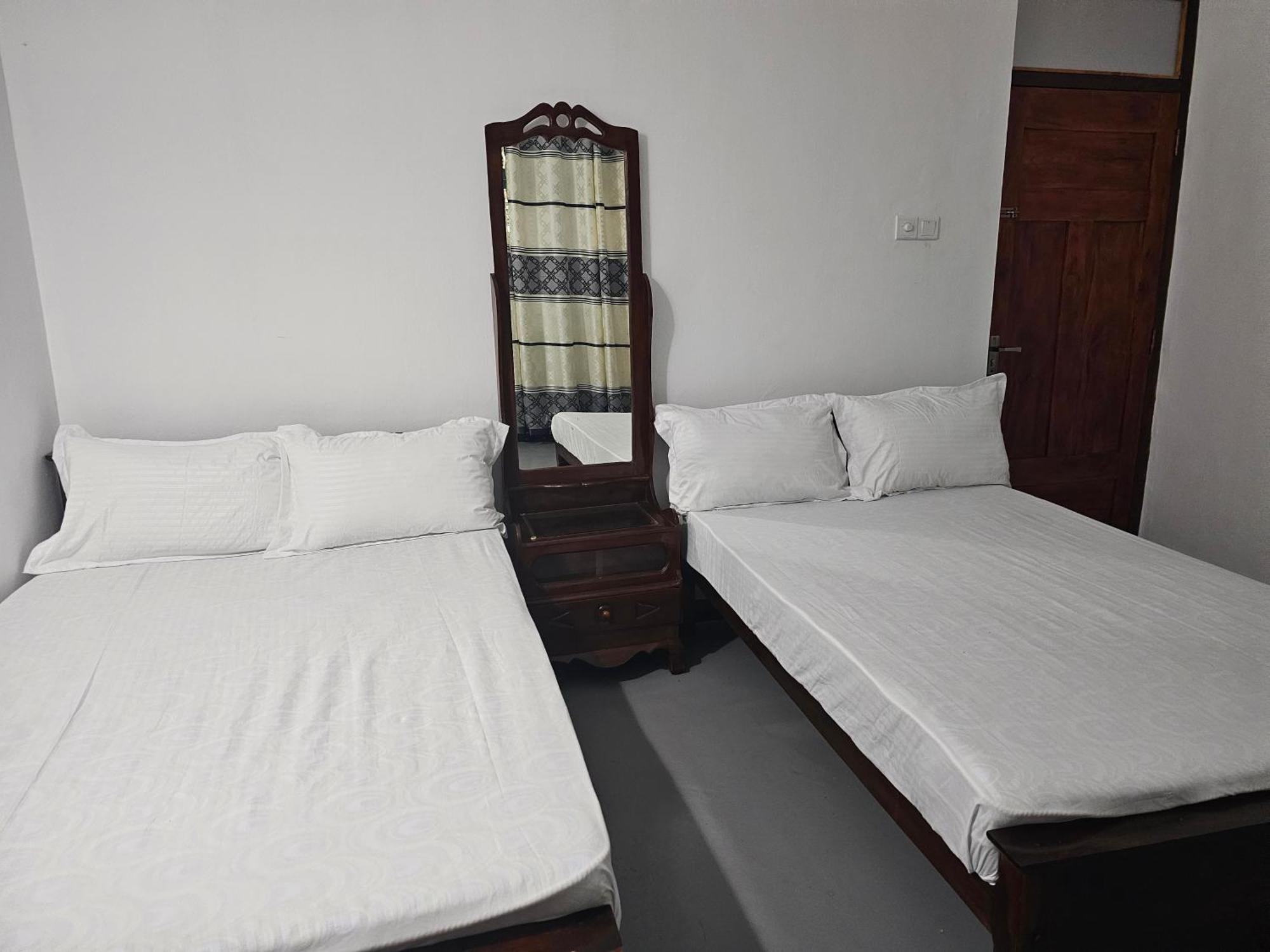 The Lodge Kandy Room photo